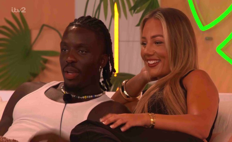 Love Island Controversy Sparks 9,000 Ofcom Complaints | Image Source: Daily Mail Online